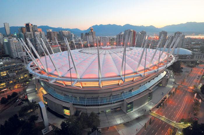 2026世界盃財務預測：北美三國經濟收益有望突破 120 億美元！在2026年國際足協世界盃期間，加拿大的溫哥華市將在卑詩體育館舉行七場賽事。